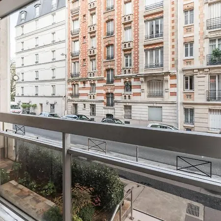 Bel Proche Trocadero باريس